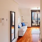 Atico Con Terraza, Vistas Al Mar Y Parking En Playa De S Lorenzo * Gijón
