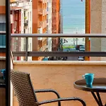 Apartamento ático Con Terraza, Vistas Al Mar Y Parking En Playa De S Lorenzo Gijón